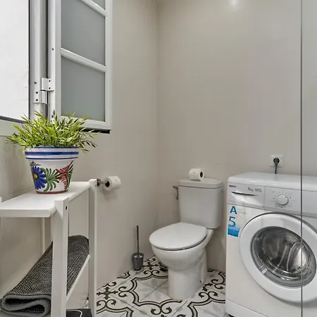 One Bedroom Penthouse Apartment