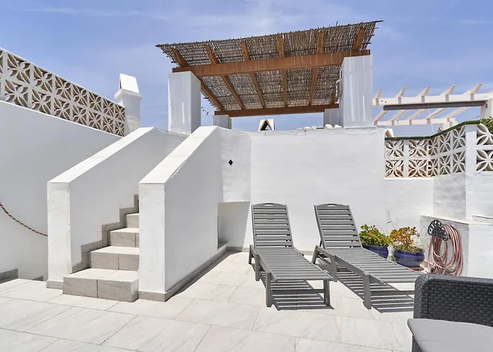 One Bedroom Penthouse *